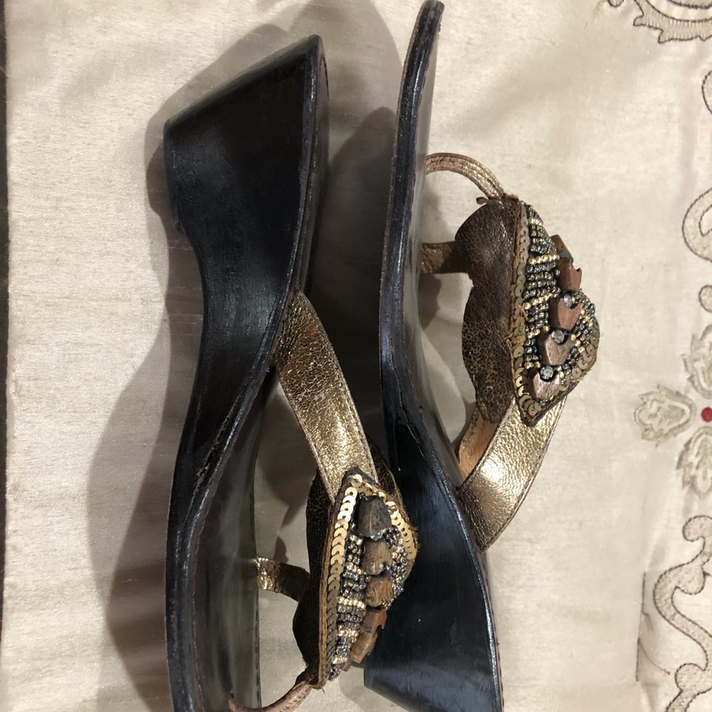 Coconuts Sandals - Picture 3 of 5